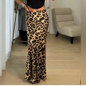 ⭐️NWT Silky Animal Print Maxi Skirt